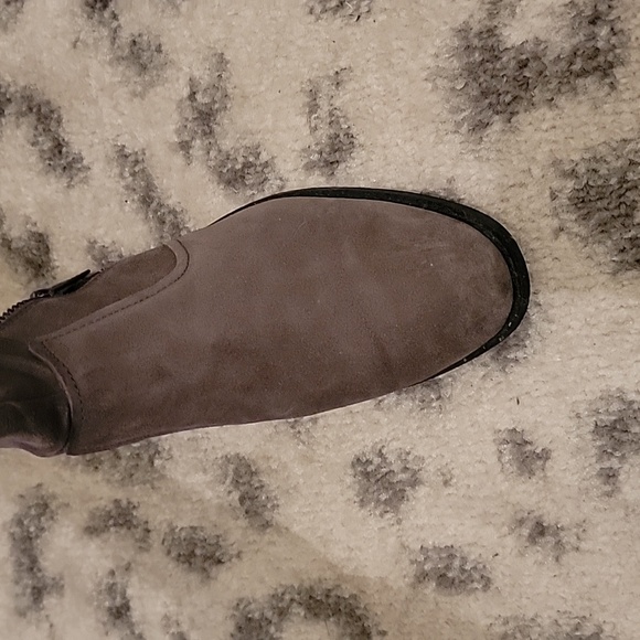 UGG suede knee high boots Size 7.5 - Picture 13 of 16